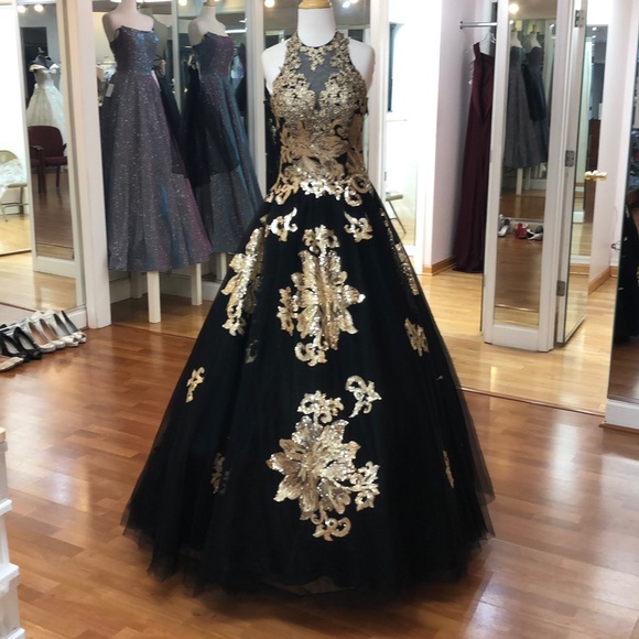 2Her2Him Dresses & Skirts - Black and gold sequined prom dress with corset